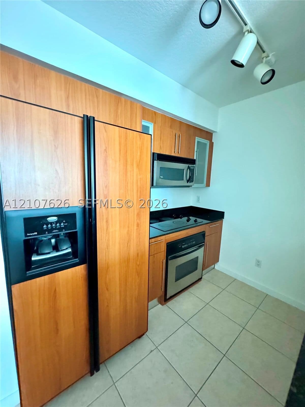 ONE MIAMI WEST CONDO — ilan fotoğrafı