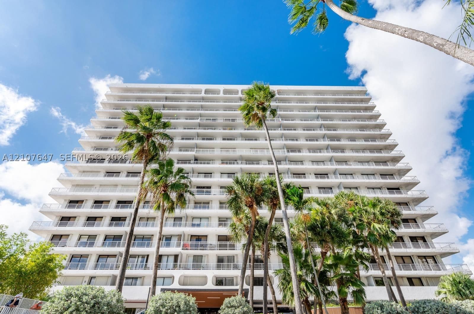 1-bedroom Condo — 200 15th Rd #PH-A, Miami, FL 33129