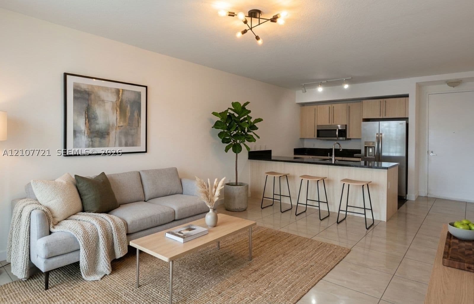 1-bedroom Condo — 79 12th St #1102-S, Miami, FL 33130