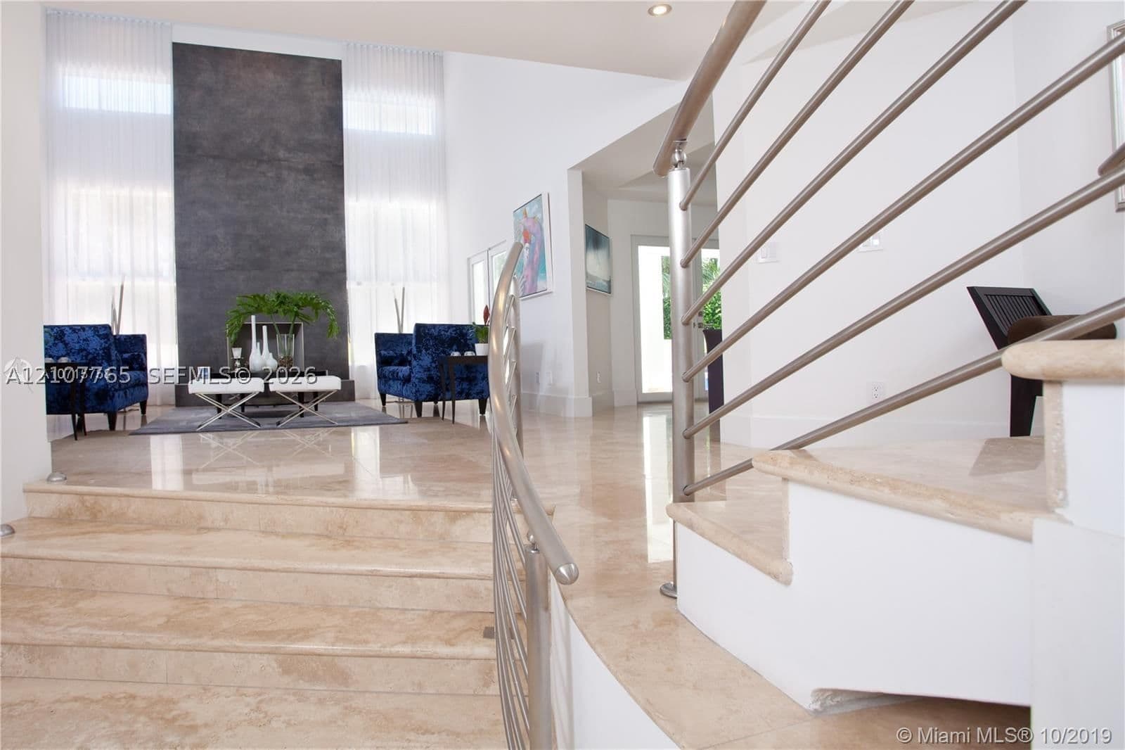 6-bedroom Single-Family Home — 7103 Mira Flores Ave, Coral Gables, FL 33143
