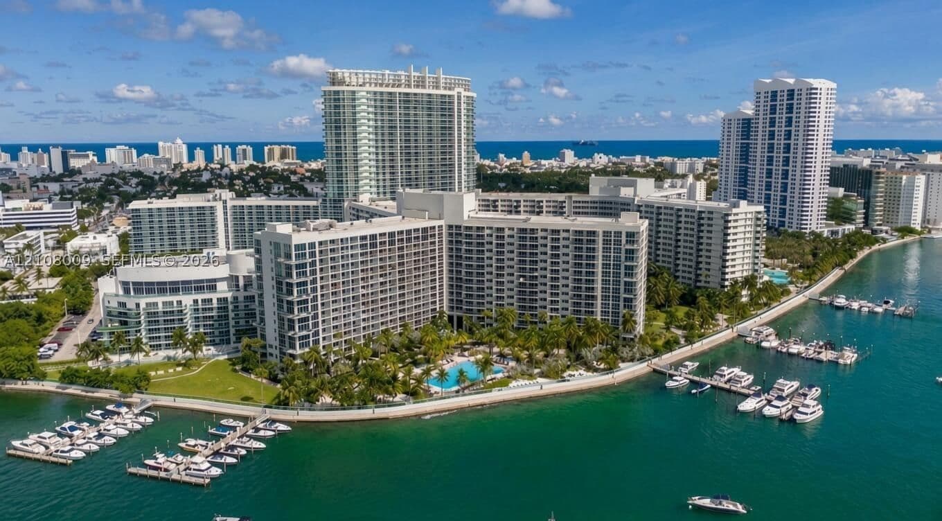 3-bedroom Condo — 1500 Bay Rd #1514S, Miami Beach, FL 33139