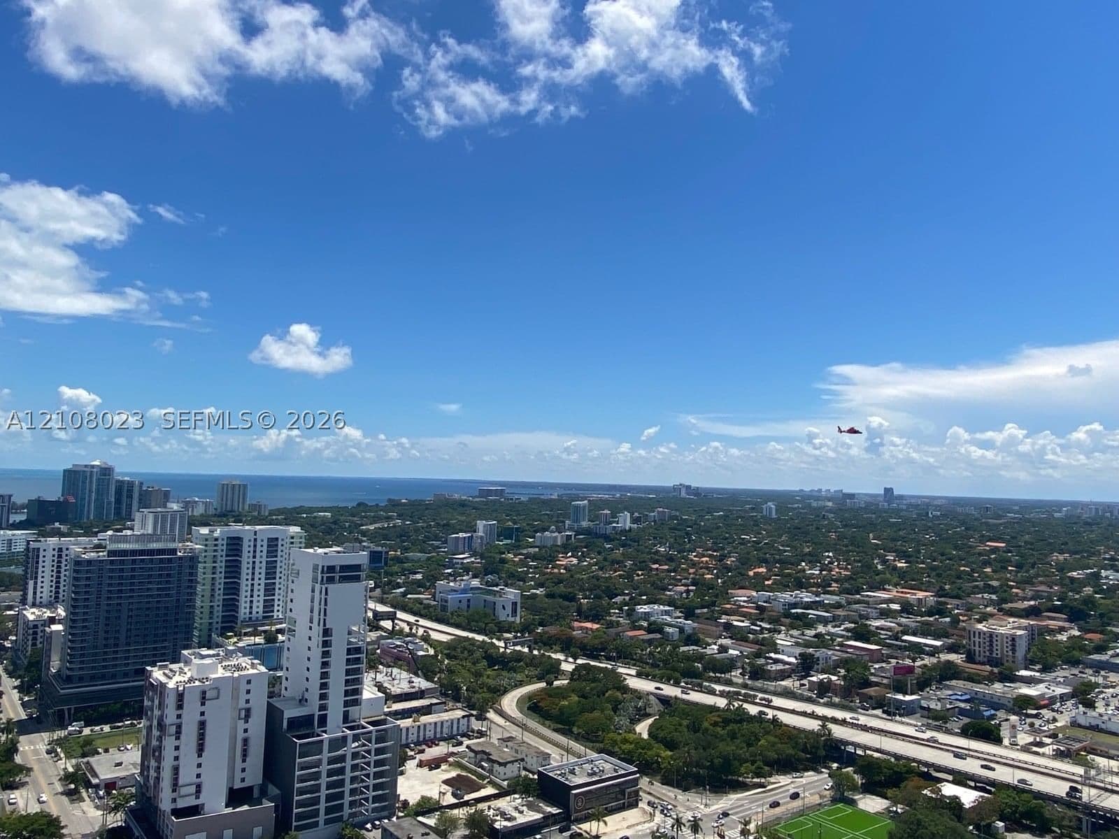 1-bedroom Condo — 185 7th St #3708, Miami, FL 33130