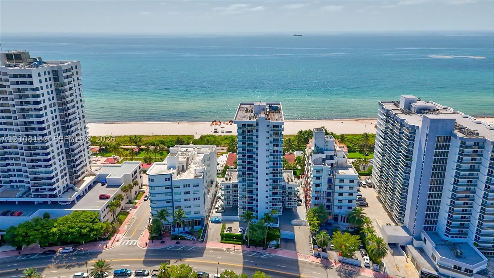2-bedroom Condo — 2457 Collins Ave #1501, Miami Beach, FL 33140