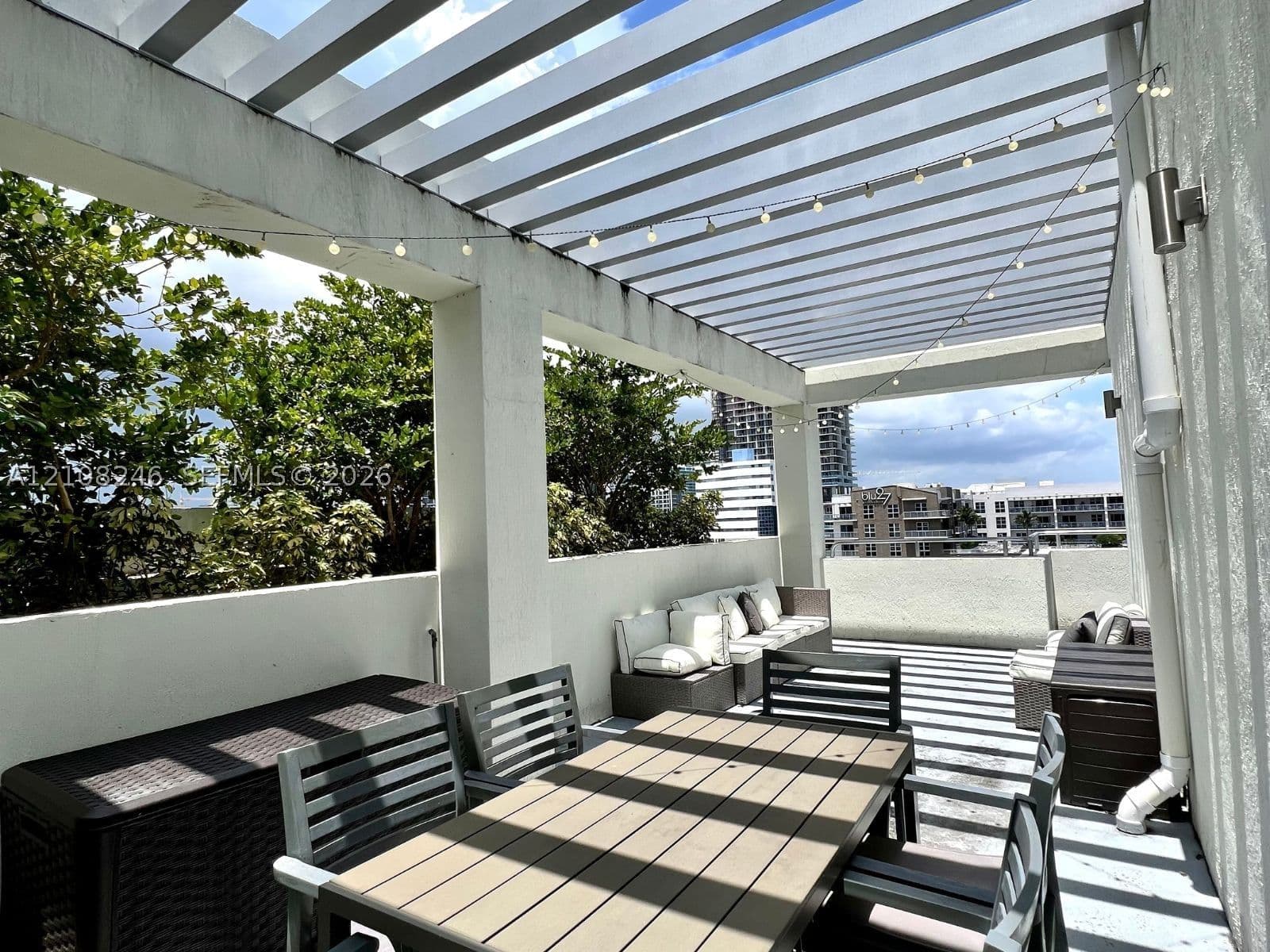 2-bedroom Condo — 321 26th St #910, Miami, FL 33137