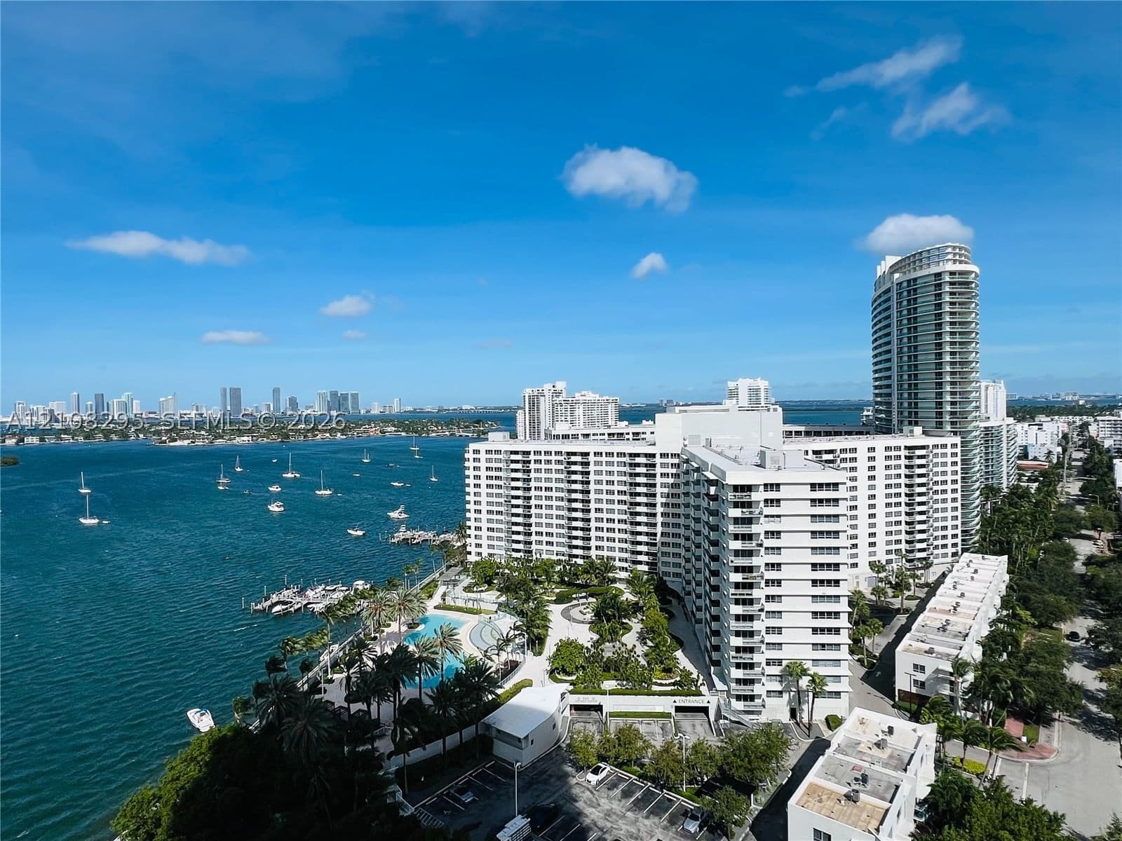 1-bedroom Condo — 1330 West Ave #2005, Miami Beach, FL 33139