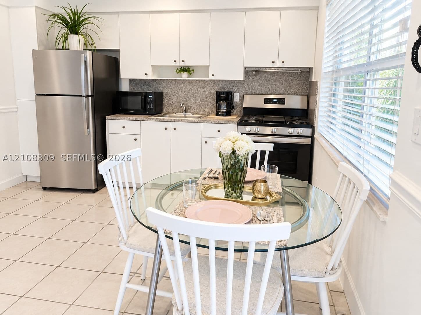 1-bedroom Condo — 524 Washington Ave #203, Miami Beach, FL 33139