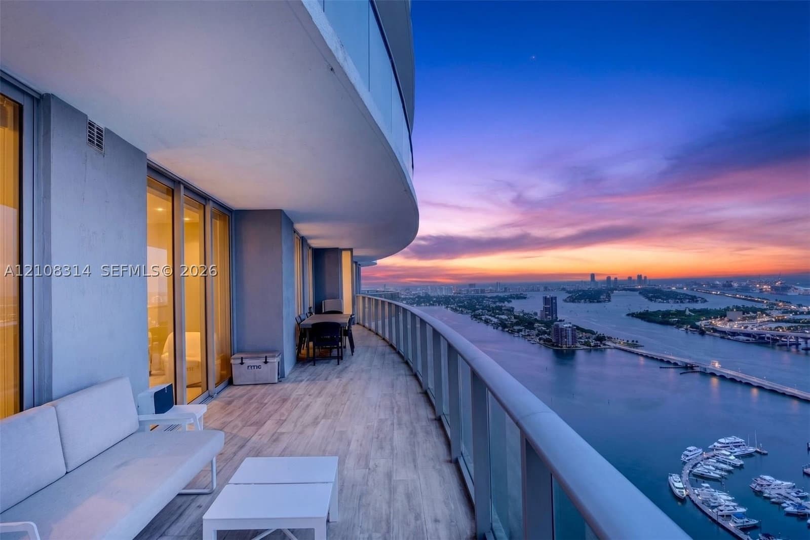 3-bedroom Condo — 488 18th St #4010, Miami, FL 33132