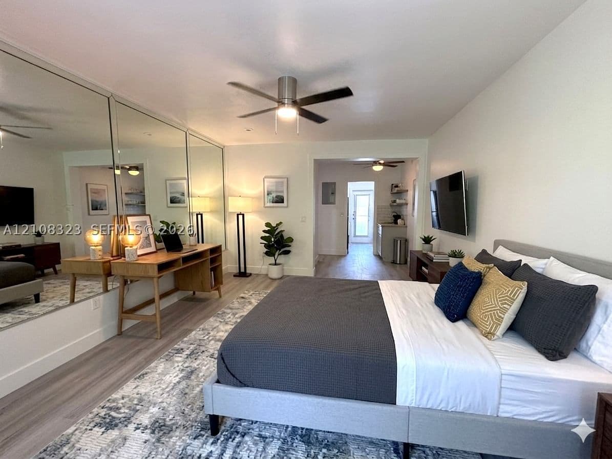 Co-op — 1060 Pennsylvania Ave #4, Miami Beach, FL 33139