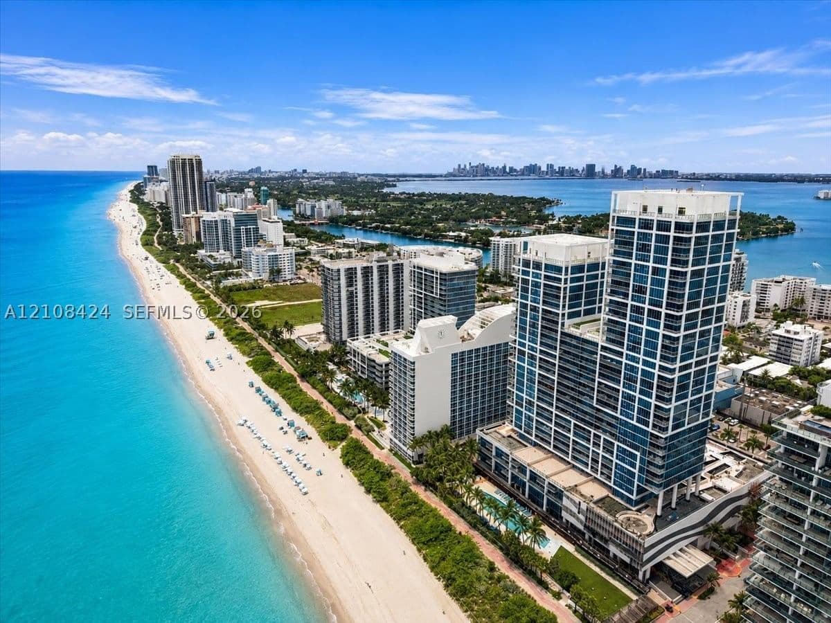 2-bedroom Condo — 6799 Collins Ave #412, Miami Beach, FL 33141