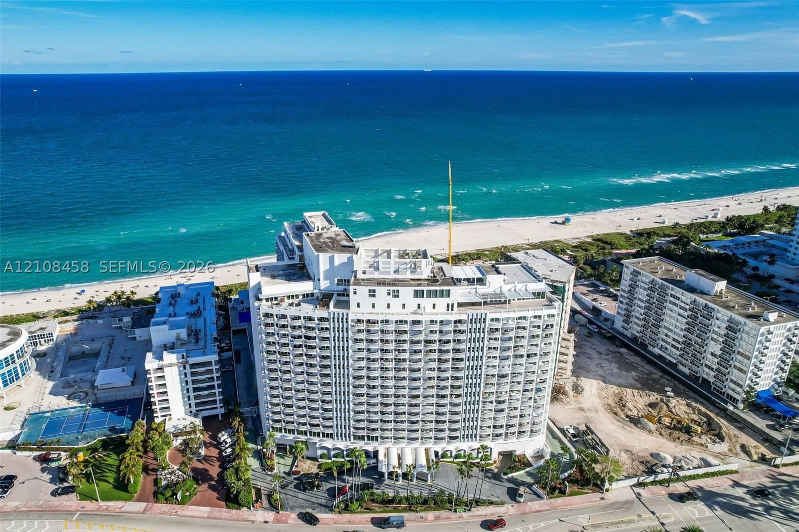 1-bedroom Condo — 5401 Collins Ave #919, Miami Beach, FL 33140