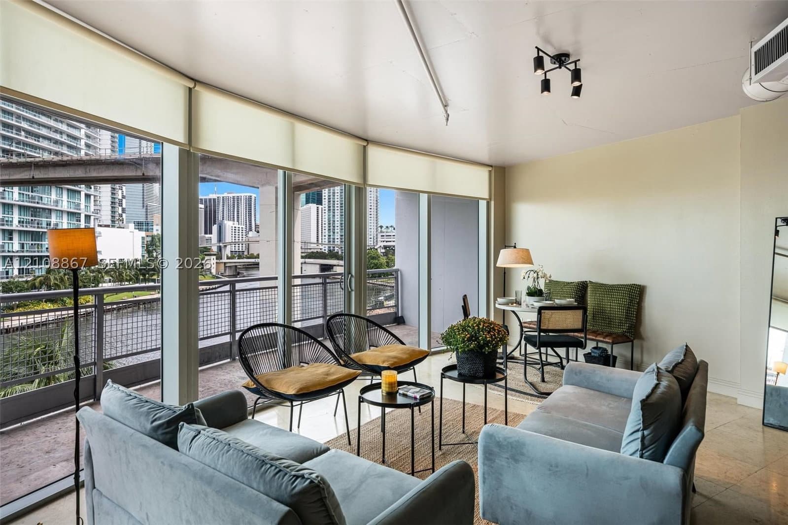 Neo Vertika Condo, Brickell
