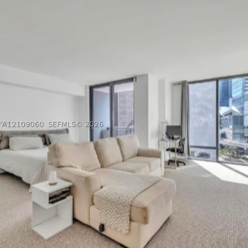 1+1 Condo — 31 6th St #805, Miami, FL 33131