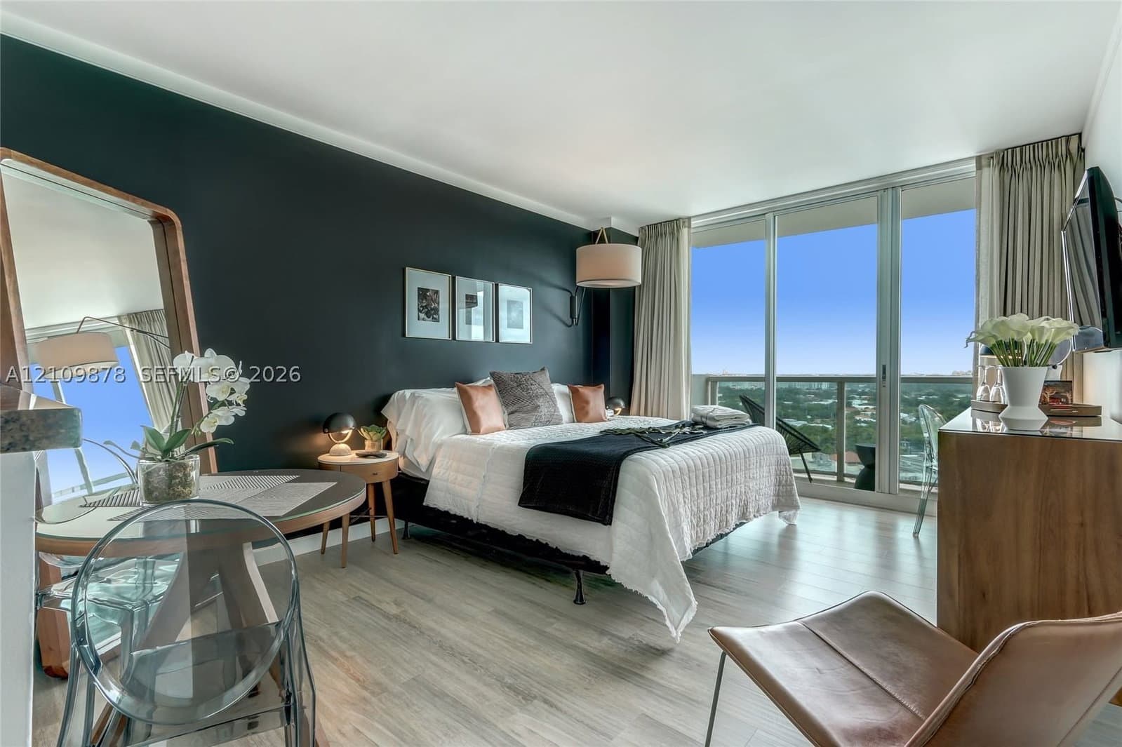 Mutiny Park Condo, Coconut Grove