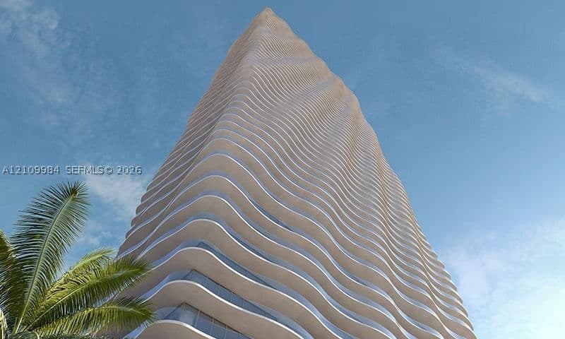 3-bedroom Condo — 1400 Biscayne Blvd #201, Miami, FL 33132