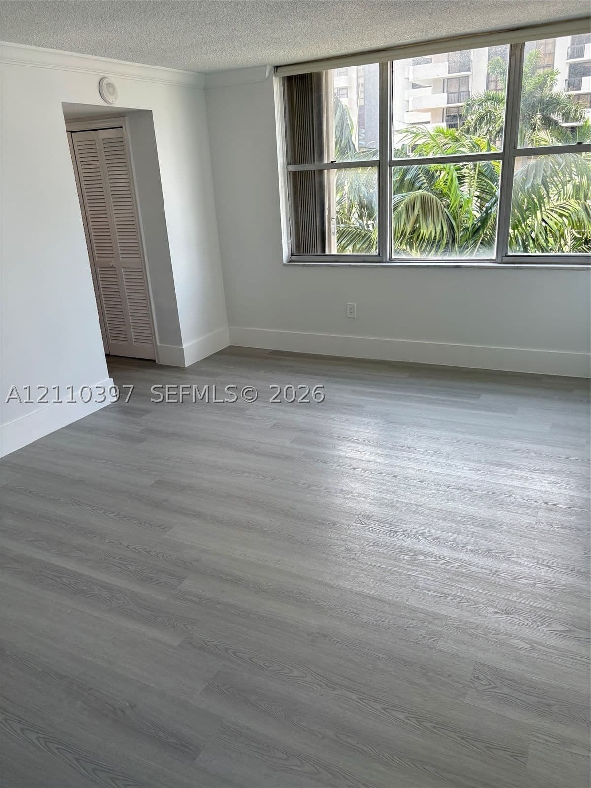 GABLES PLAZA CONDO — ilan fotoğrafı