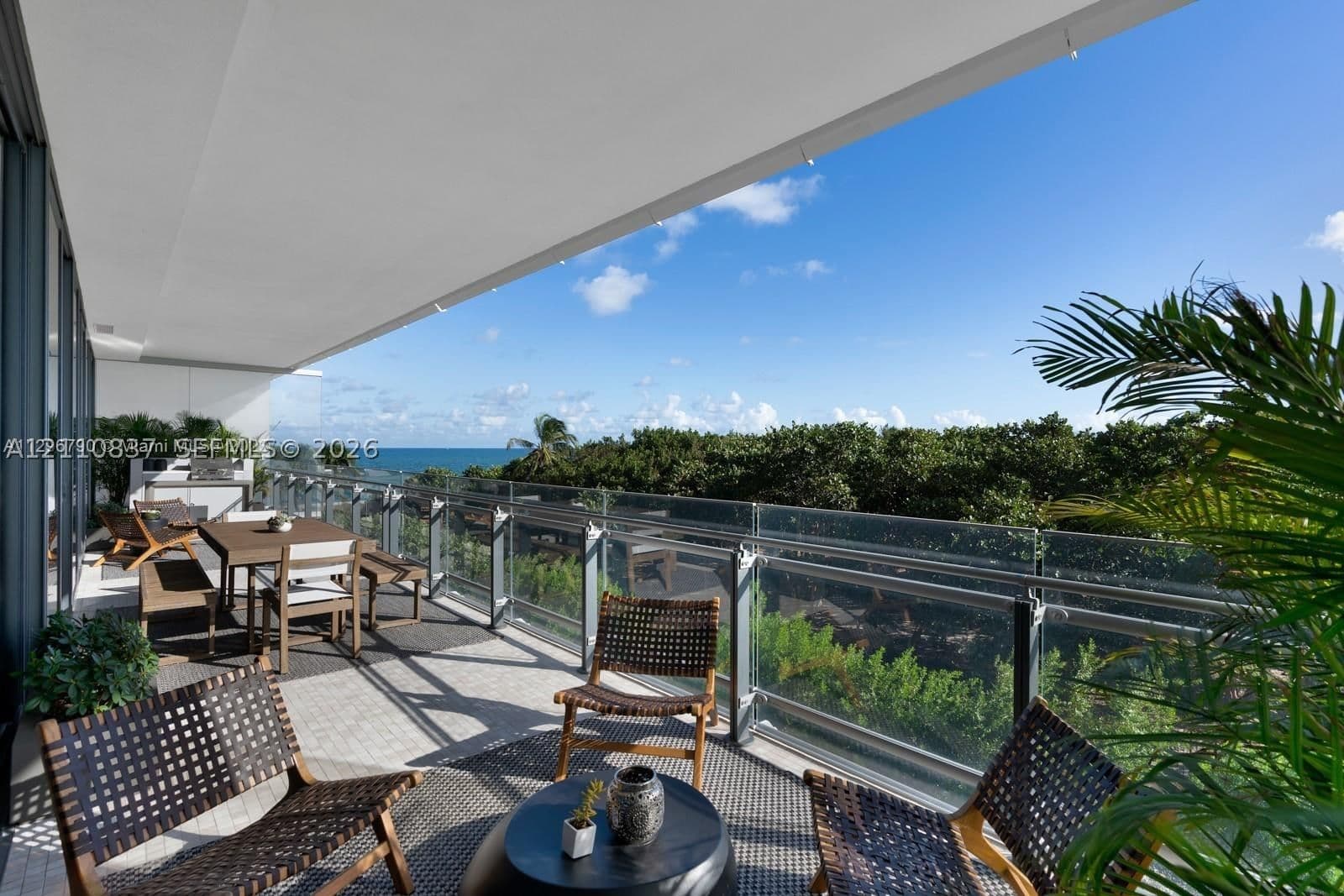 8701 COLLINS AVE CONDO — ilan fotoğrafı