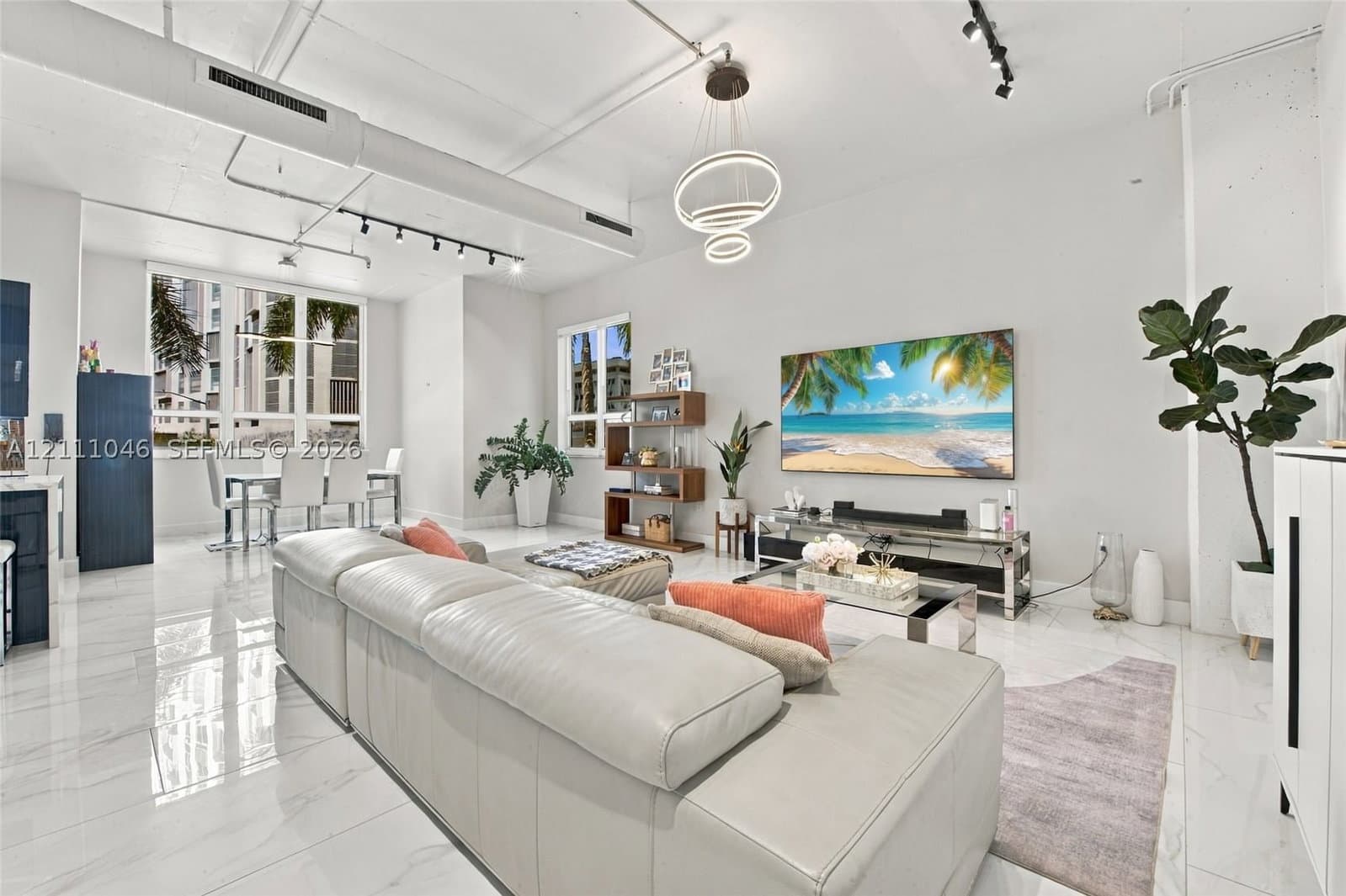 Cite Condo, Edgewater