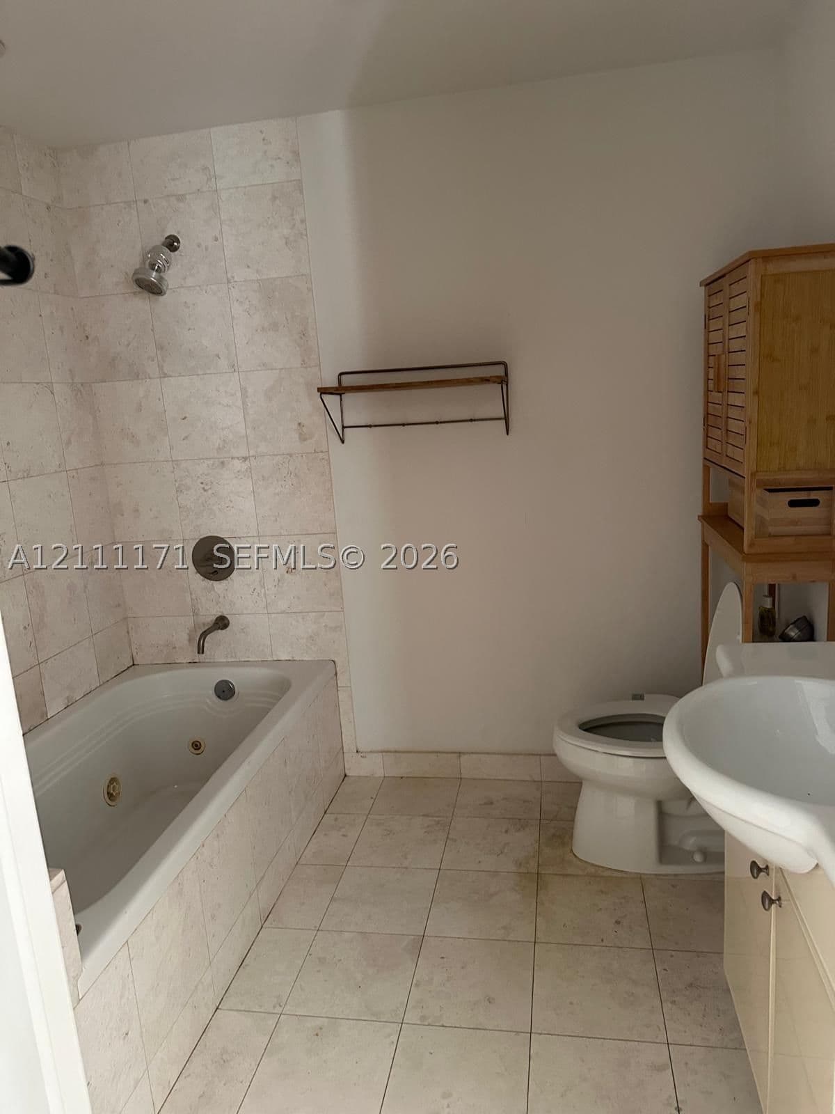CARBONELL CONDO — ilan fotoğrafı