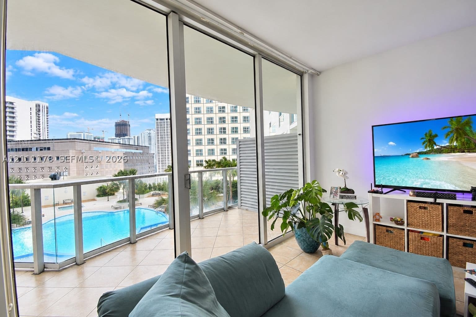 1-bedroom Condo — 300 Biscayne Blvd #T-1405, Miami, FL 33131