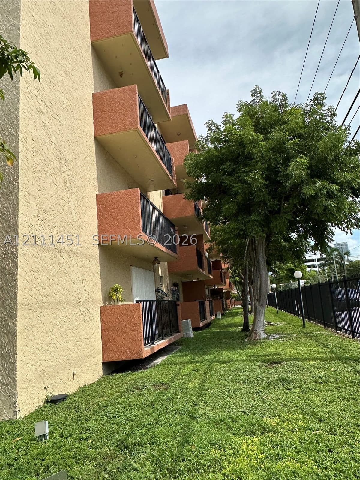 VISTA ALEGRE CONDO — ilan fotoğrafı