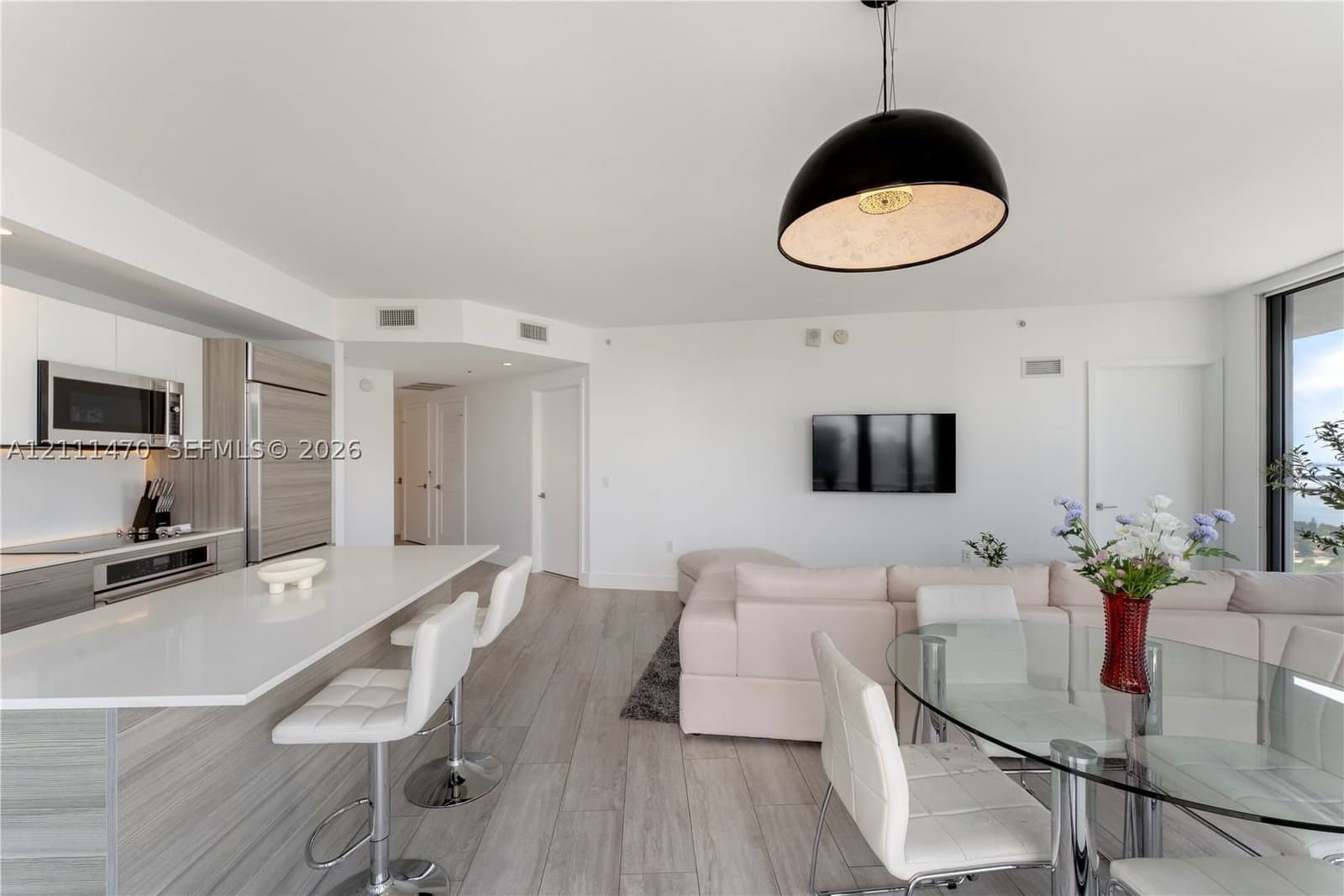 3401 MIDTOWN CONDO — ilan fotoğrafı