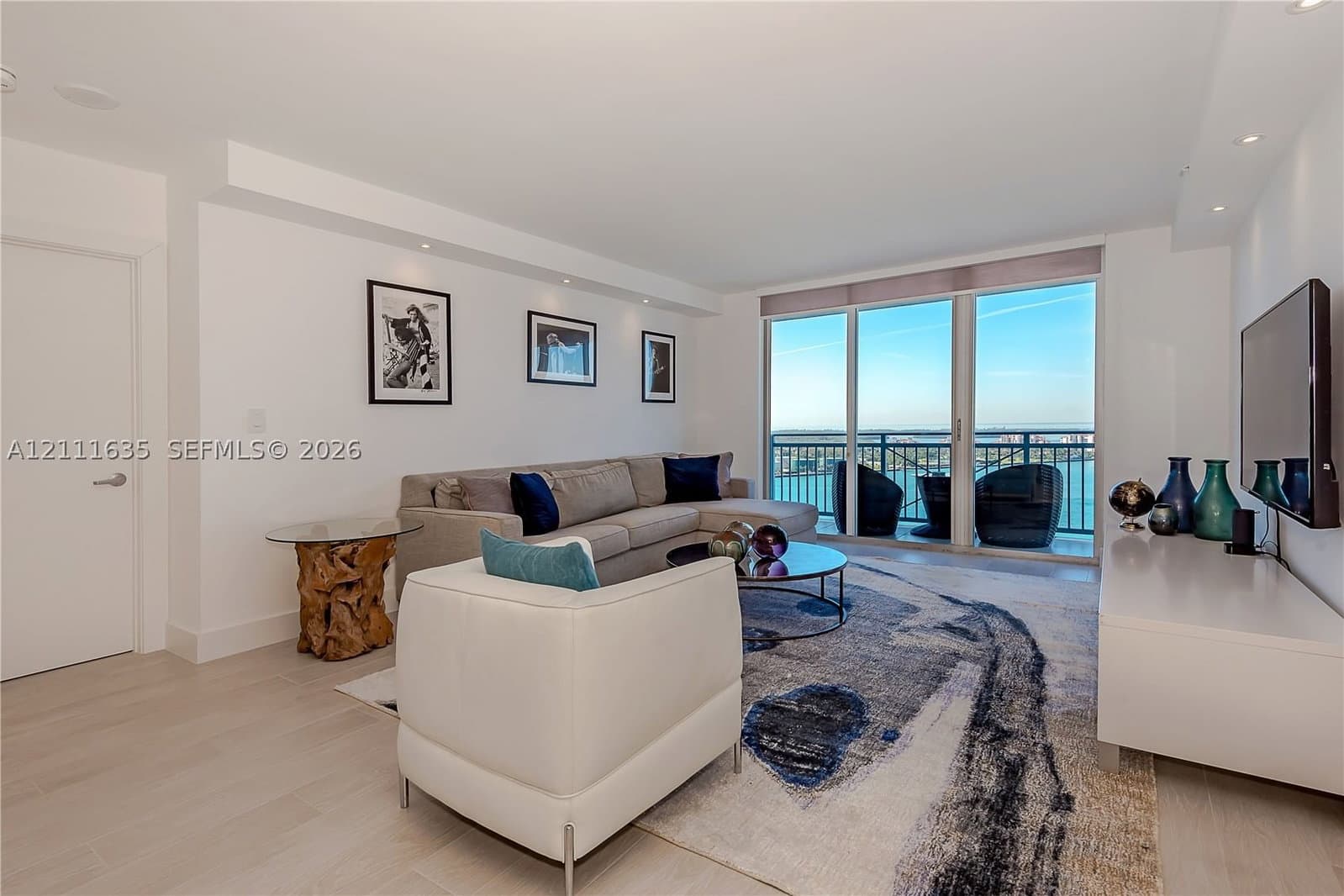 2+1 Condo — 90 Alton Rd #2410, Miami Beach, FL 33139