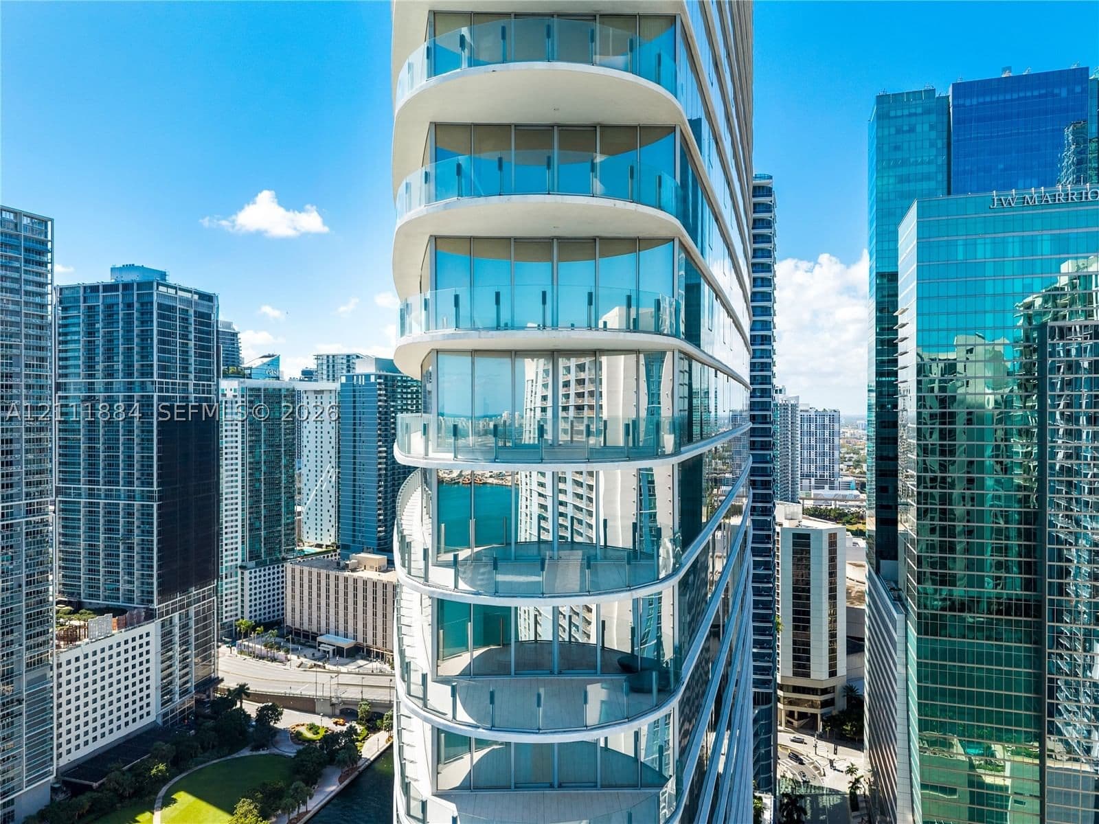DUPONT PLAZA — ilan fotoğrafı