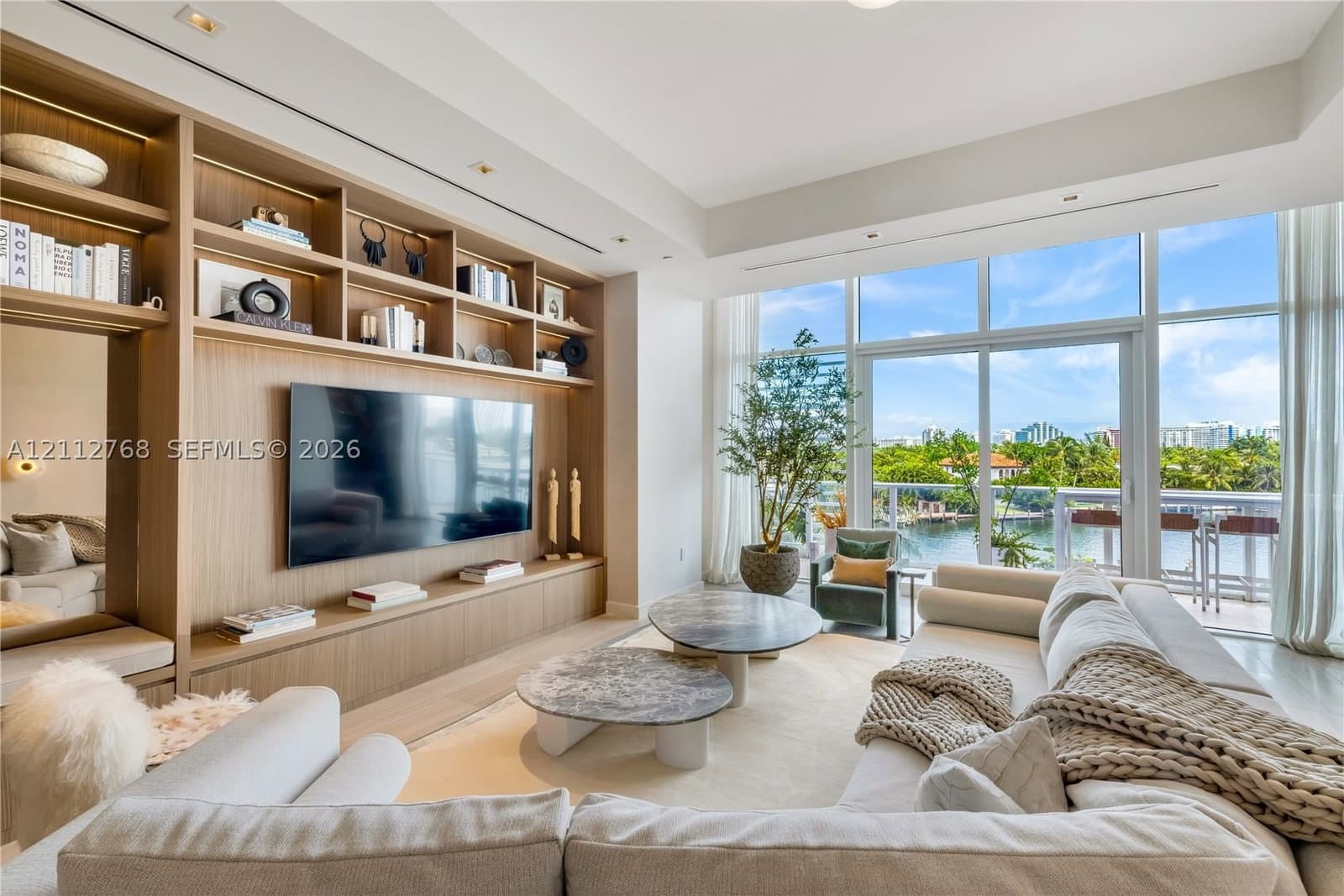 2+1 Condo — 4701 Meridian Ave #304, Miami Beach, FL 33140