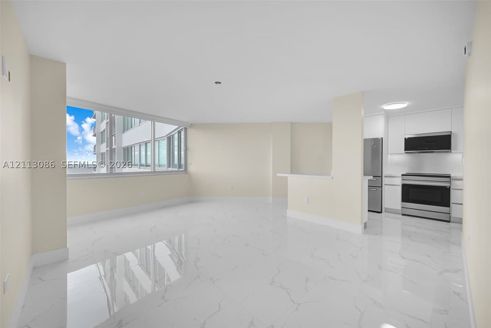 2+1 Condo — 7135 Collins Ave #1632, Miami Beach, FL 33141