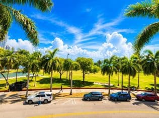 1+1 Condo — 1900 N Bayshore Dr APT 504, Miami, 33132