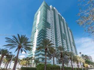 1-bedroom Condo — 650 West Ave APT 406, Miami Beach, 33139