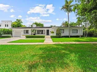 3-bedroom Single-Family Home — 511 Perugia Ave, Coral Gables, 33146