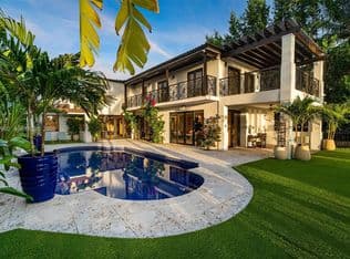 5-bedroom Single-Family Home — 5170 La Gorce Dr, Miami Beach, 33140