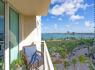 2-bedroom Condo — 2000 N Bayshore Dr APT 909, Miami, 33137