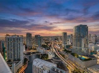 1-bedroom Condo — 200 Biscayne Blvd #4414, Miami, 33131