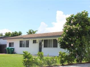 4-bedroom Single-Family Home — 9551 SW 49th St, Miami, 33165