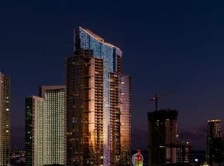 2-bedroom Single-Family Home — 851 NE 1st Ave #4008, Miami, 33132