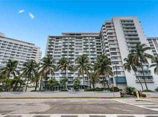 1-bedroom Condo — 1200 West Ave APT 1419, Miami Beach, 33139