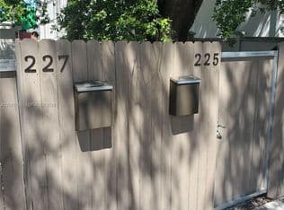 5-bedroom Single-Family Home — 225 NW 59th St, Miami, 33127